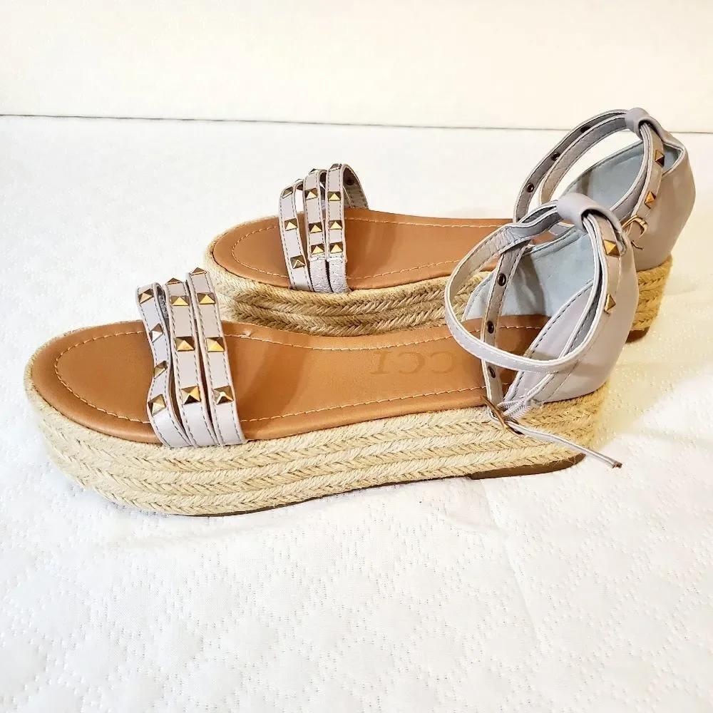 CCOCCI The Emily Espedrilles Size 8.5